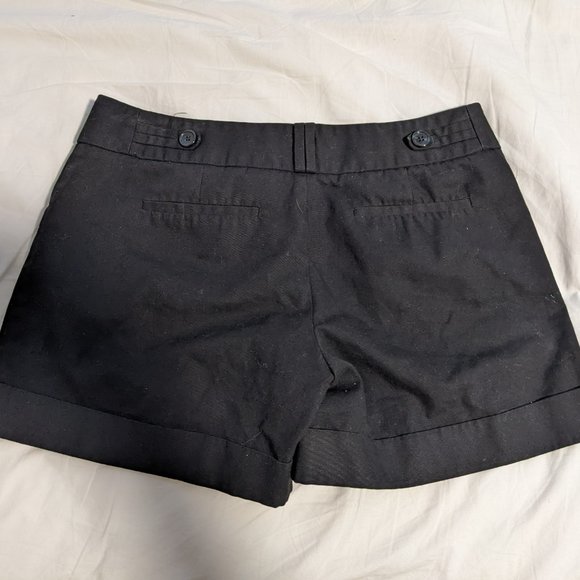 The Limited Drew Fit Shorts - Picture 2 of 3